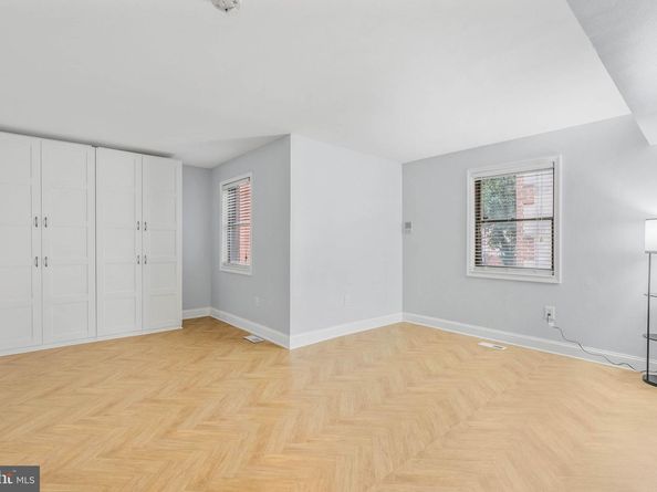 238 Queen Street 1, Philadelphia PA 19147