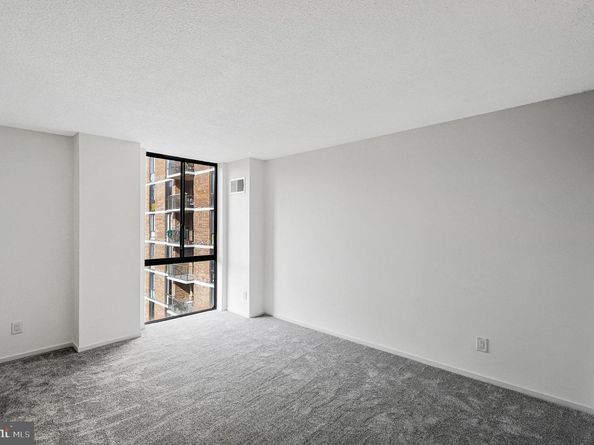 2300 Pimmit Drive 919, Falls Church VA 22043