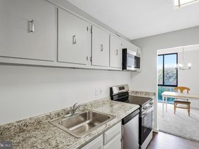 2300 Pimmit Drive 919, Falls Church VA 22043