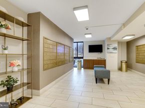 2300 Pimmit Drive 919, Falls Church VA 22043