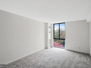 2300 Pimmit Drive 919, Falls Church VA 22043