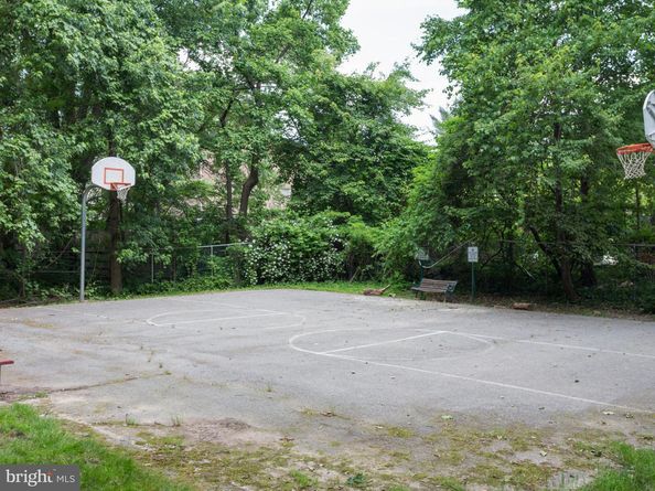 2300 Pimmit Drive 919, Falls Church VA 22043