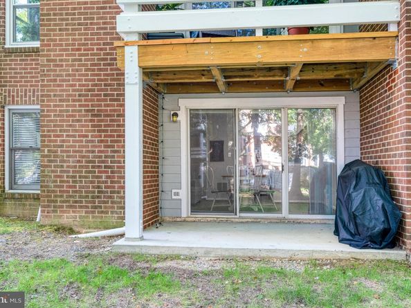 7598 Lakeside Village Drive L, Falls Church VA 22042