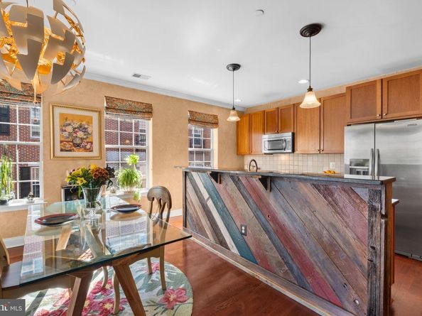 600 Commodore Court 2631, Philadelphia PA 19146