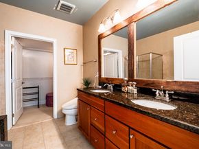 600 Commodore Court 2631, Philadelphia PA 19146