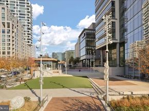 8601 Raglan Road, Vienna VA 22182