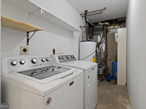 8601 Raglan Road, Vienna VA 22182