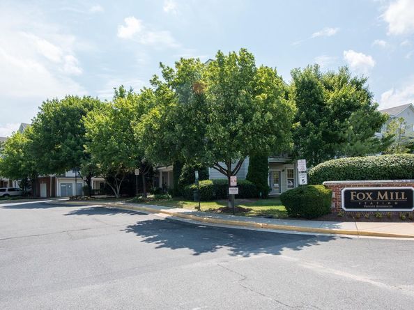 13056 Marcey Creek Road 13056, Herndon VA 20171