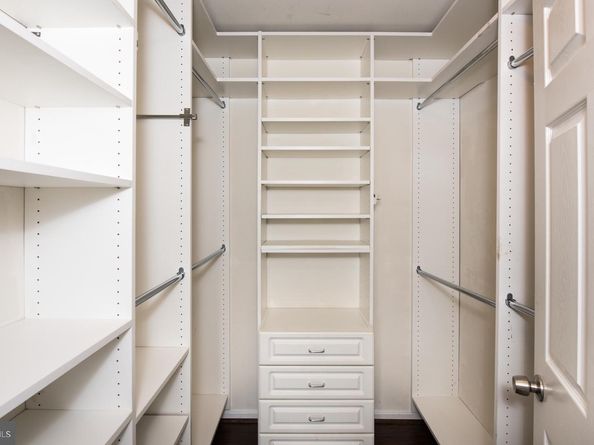 13056 Marcey Creek Road 13056, Herndon VA 20171