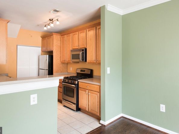 13056 Marcey Creek Road 13056, Herndon VA 20171