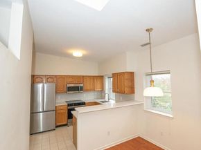 237 W Montgomery Avenue 3R, Haverford PA 19041