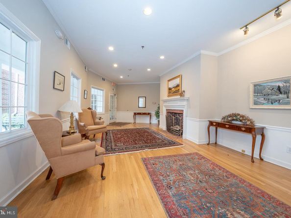 237 W Montgomery Avenue 3R, Haverford PA 19041