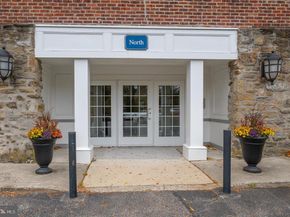 237 W Montgomery Avenue 3R, Haverford PA 19041