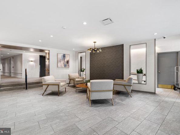 1655 Oakwood Drive N420, Narberth PA 19072