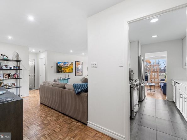 1655 Oakwood Drive N420, Narberth PA 19072