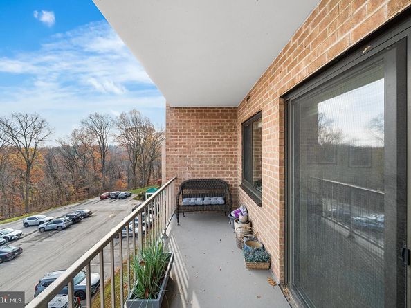 1655 Oakwood Drive N420, Narberth PA 19072