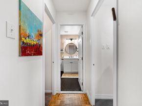 1655 Oakwood Drive N420, Narberth PA 19072