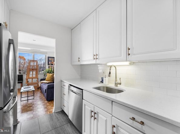 1655 Oakwood Drive N420, Narberth PA 19072