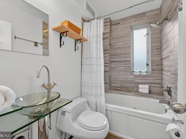 1727 Massachusetts Avenue NW 807, Washington DC 20036