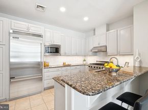 23 S 23rd Street 7D, Philadelphia PA 19103