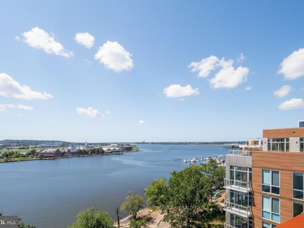 88 V Street SW 313, Washington DC 20024