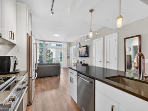 88 V Street SW 313, Washington DC 20024