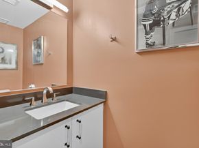 88 V Street SW 313, Washington DC 20024