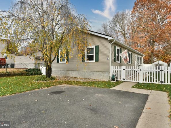 601 Fourth Avenue, Croydon PA 19021