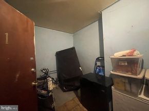 1042 W Indiana Avenue, Philadelphia PA 19133