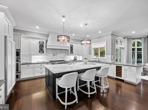 8305 Fox Haven Drive, Mclean VA 22102