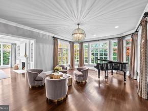 8305 Fox Haven Drive, Mclean VA 22102