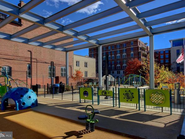 1526 17TH Street NW 207, Washington DC 20036