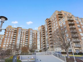 11800 Sunset Hills Road 611, Reston VA 20190