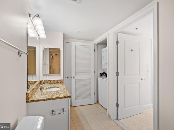 11800 Sunset Hills Road 611, Reston VA 20190