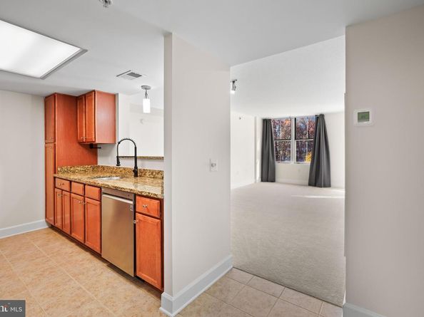 11800 Sunset Hills Road 611, Reston VA 20190