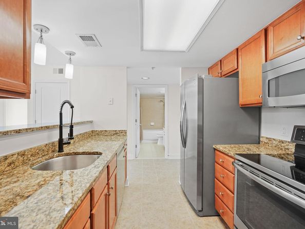 11800 Sunset Hills Road 611, Reston VA 20190