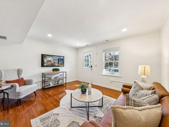 602 N Alfred Street, Alexandria VA 22314