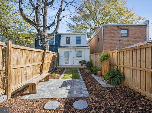 602 N Alfred Street, Alexandria VA 22314