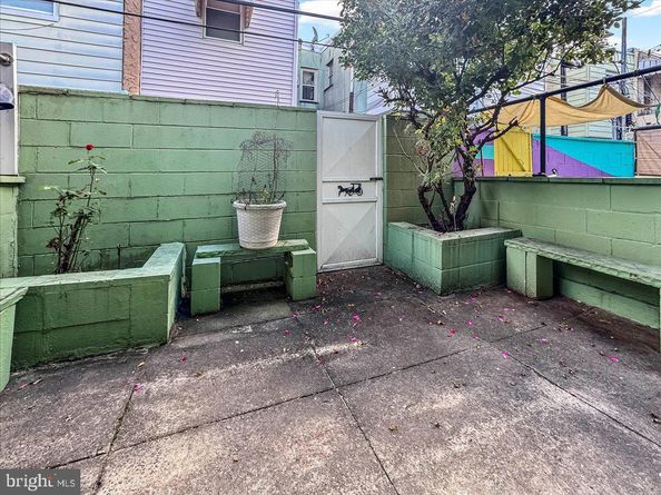 2547 S Sartain Street, Philadelphia PA 19148