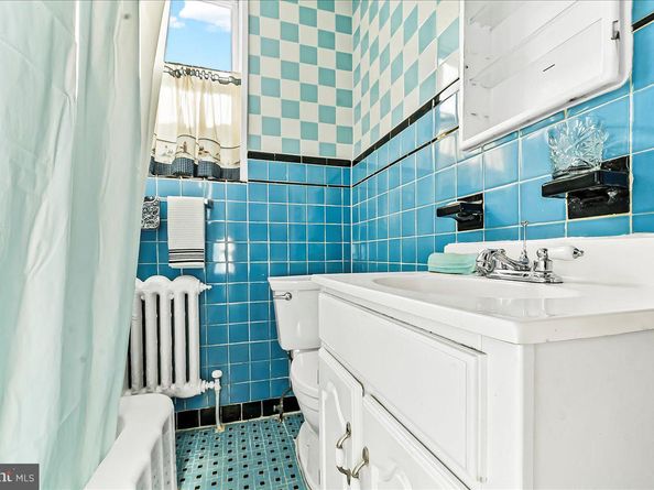 2547 S Sartain Street, Philadelphia PA 19148