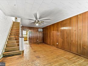 2547 S Sartain Street, Philadelphia PA 19148