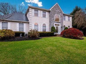 15 Lori Lane, Huntingdon Valley PA 19006