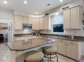 15 Lori Lane, Huntingdon Valley PA 19006