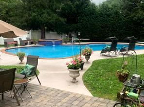 15 Lori Lane, Huntingdon Valley PA 19006