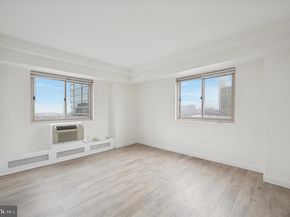 2101-17 Chestnut Street 1815, Philadelphia PA 19103