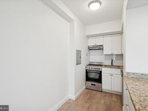 2101-17 Chestnut Street 1815, Philadelphia PA 19103