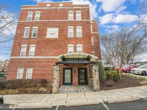 3611 38TH Street NW 209, Washington DC 20016