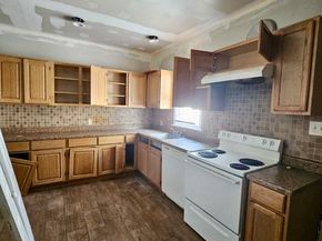 931 Kenmore Road, Philadelphia PA 19151