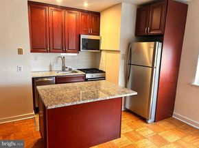 2601 Pennsylvania Avenue 1027, Philadelphia PA 19130