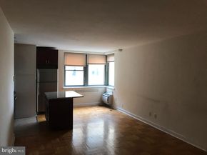 2601 Pennsylvania Avenue 1027, Philadelphia PA 19130